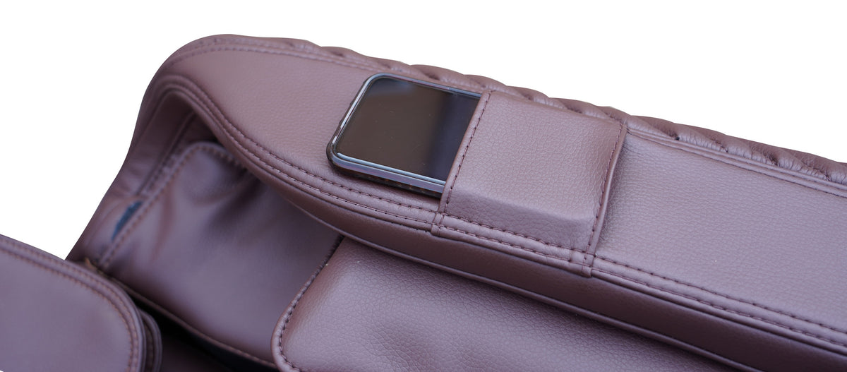 Phone pouch on the Luraco i9 Max Plus Special Edition armrest