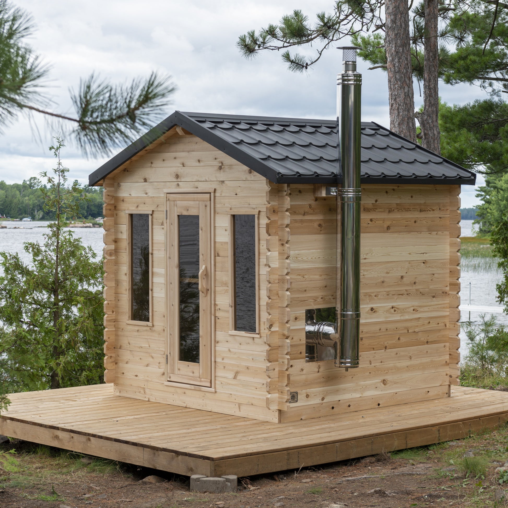 CT Georgian cabin sauna from the front left with the cedar door and windows