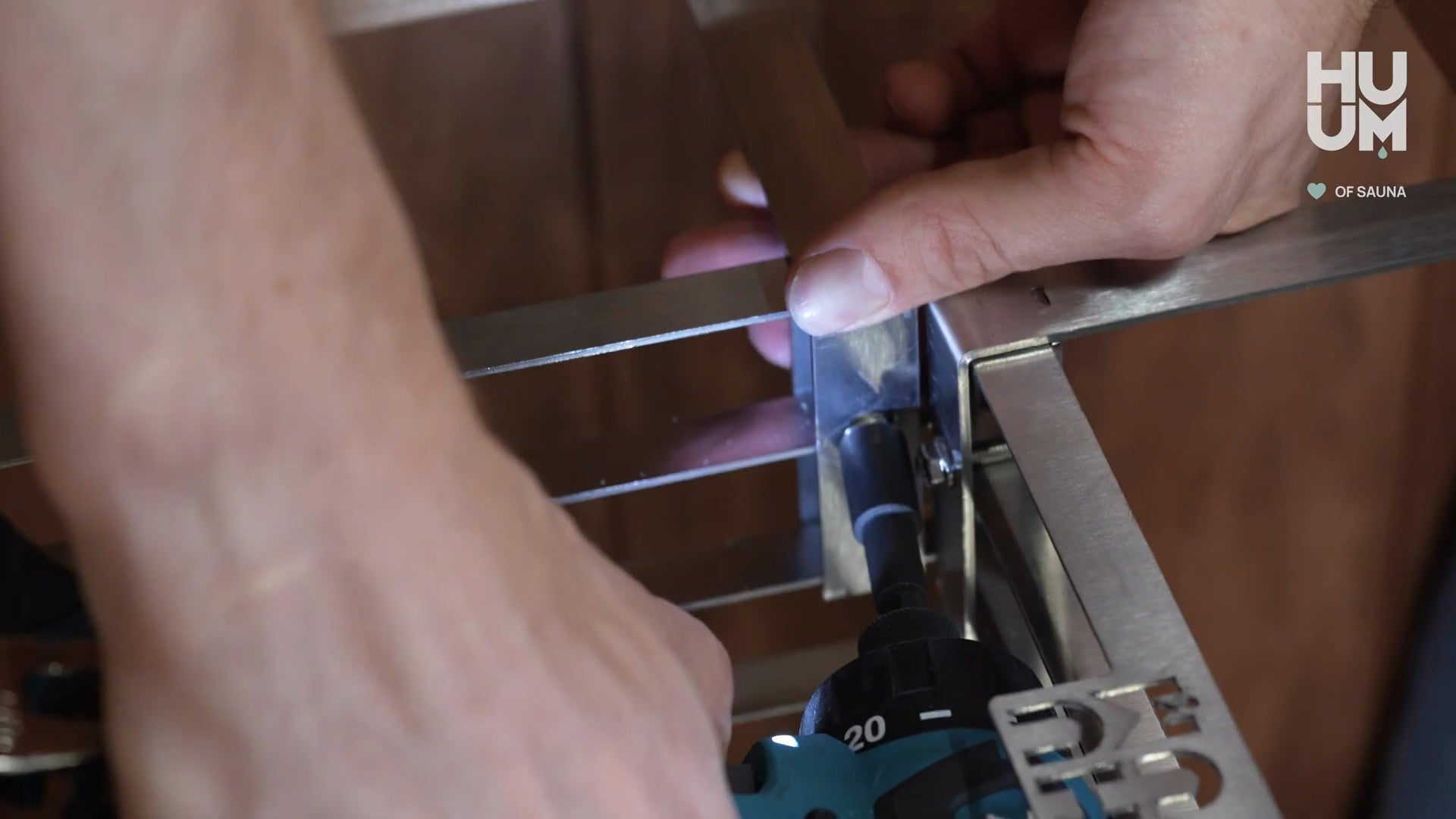 HUUM CLIFF safety railing installation, video by HUUM
