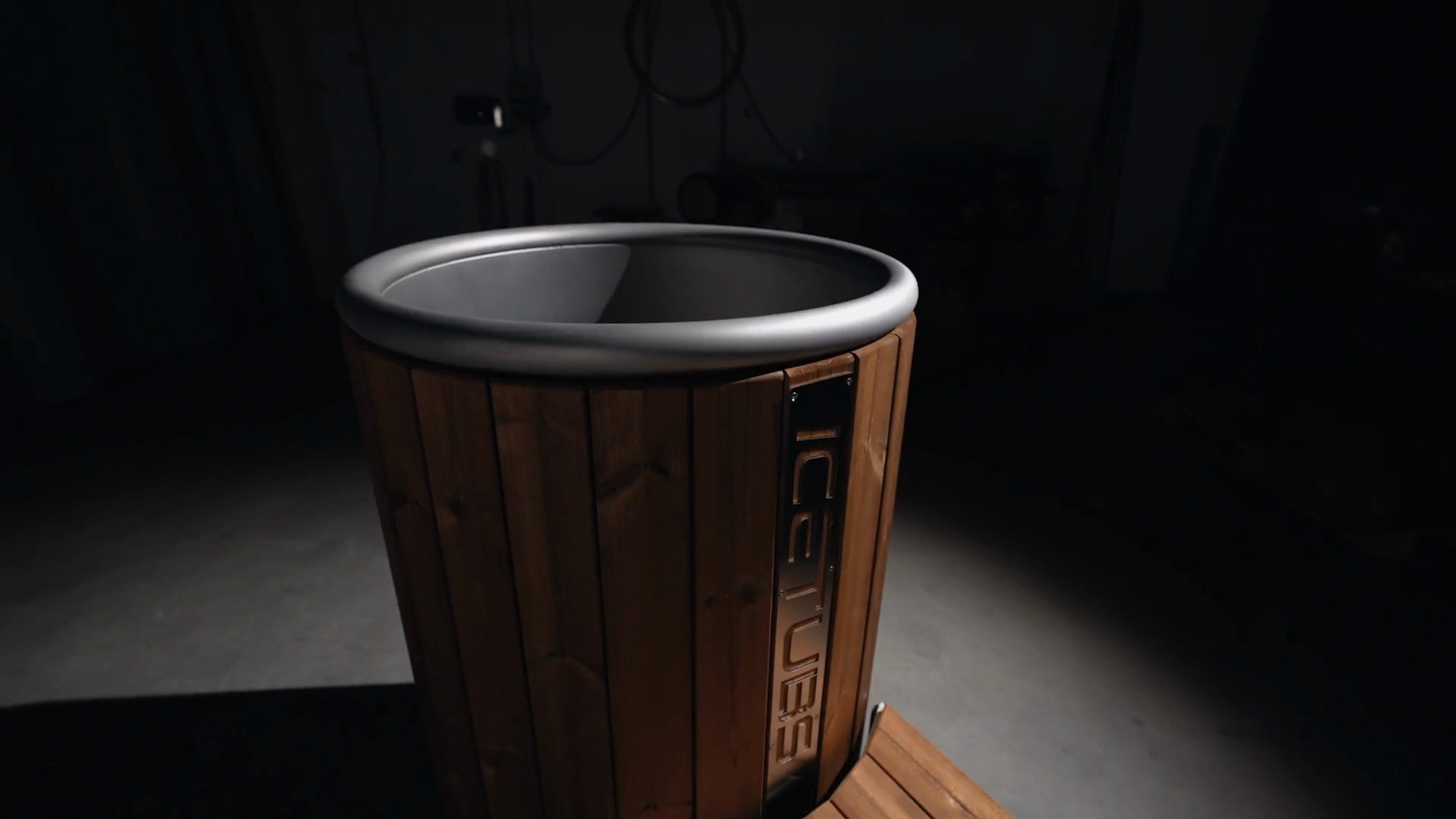 Icetubs IceBarrel cold plunge, video by Icetubs