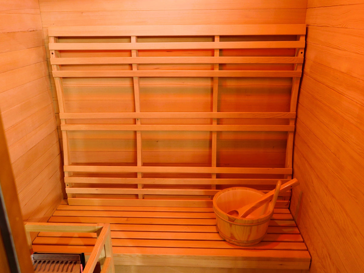 Backrest and bench with bucket and ladle inside the SunRay Eagle (interior shared with the Bristow)