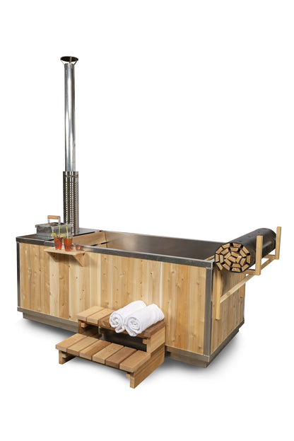 The Starlight hot tub from the stove end with its perforated chimney shield and firebox lid, shown with the optional drink shelf and step.